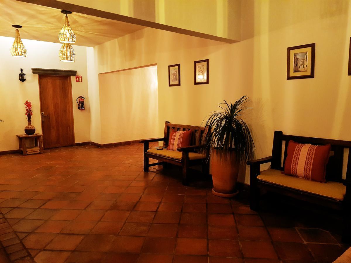 Puerta San Pedro Hotel ทลาคิวปาก ภายนอก รูปภาพ