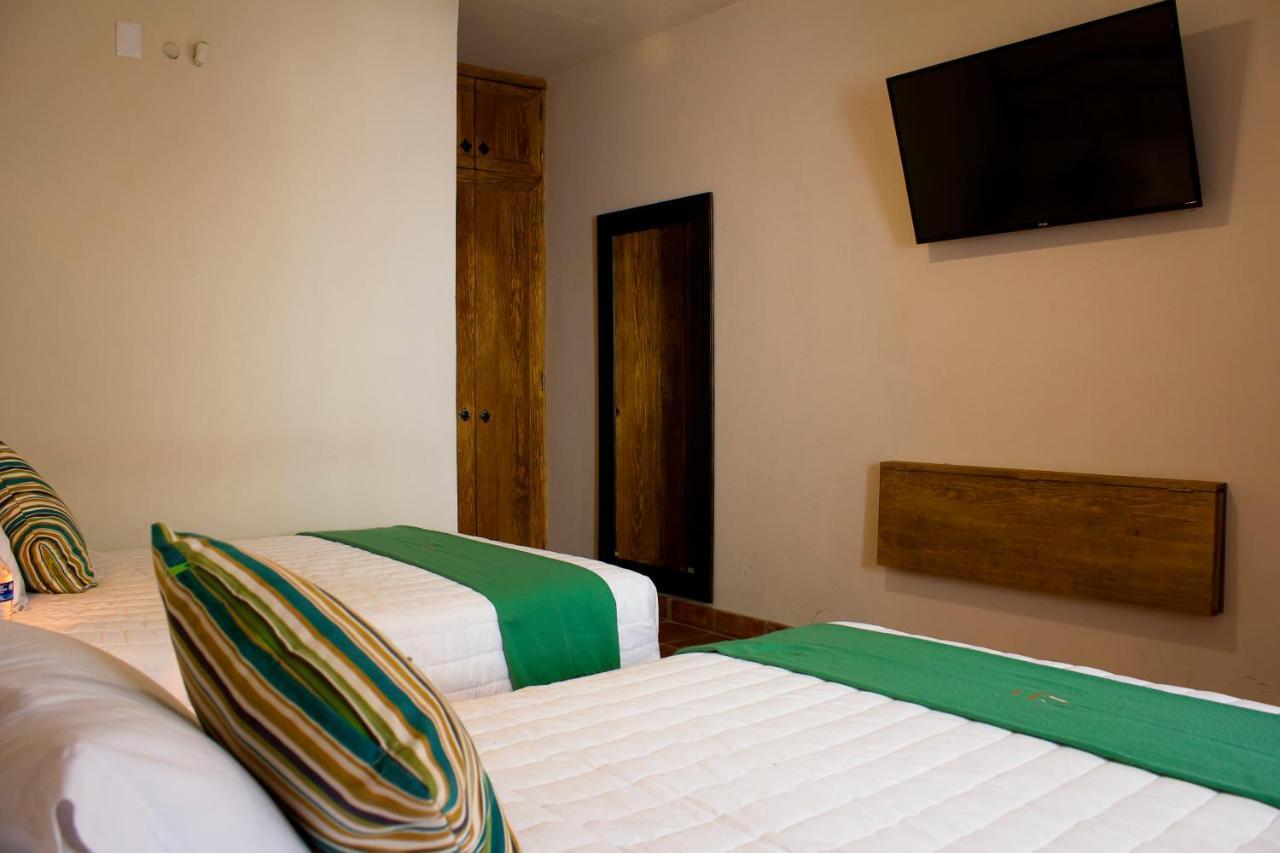 Puerta San Pedro Hotel ทลาคิวปาก ภายนอก รูปภาพ